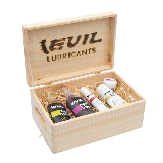 Ein Geschenk für einen Sommerradfahrer EVIL LUBRICANTS Standard BOX